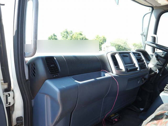 日野レンジャーセルフクレーン4段中型（4t）[写真32]