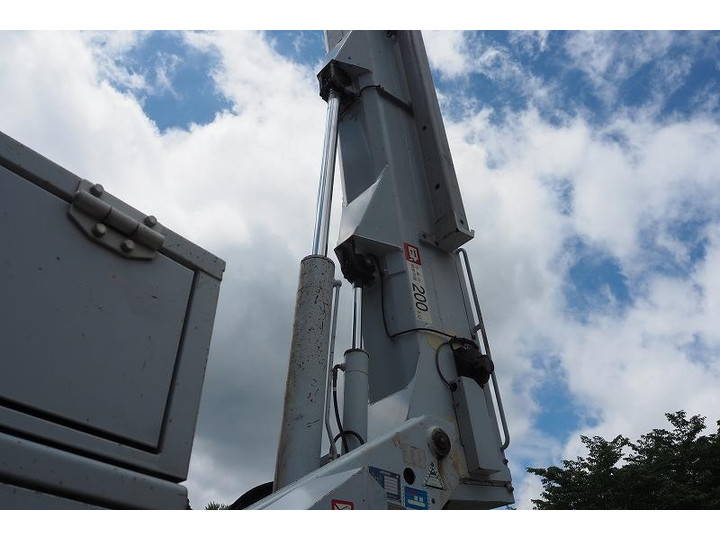 いすゞエルフ高所作業車小型（2t・3t）[写真25]