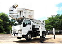 いすゞエルフ高所作業車小型（2t・3t）[写真04]