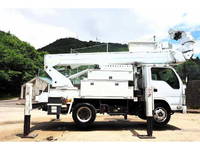 いすゞエルフ高所作業車小型（2t・3t）[写真08]