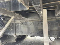 三菱ふそうファイターセルフクレーン4段増トン（6t・8t）[写真12]