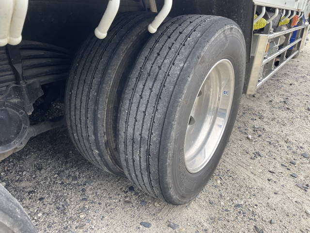 三菱ふそうファイターセルフクレーン4段増トン（6t・8t）[写真09]