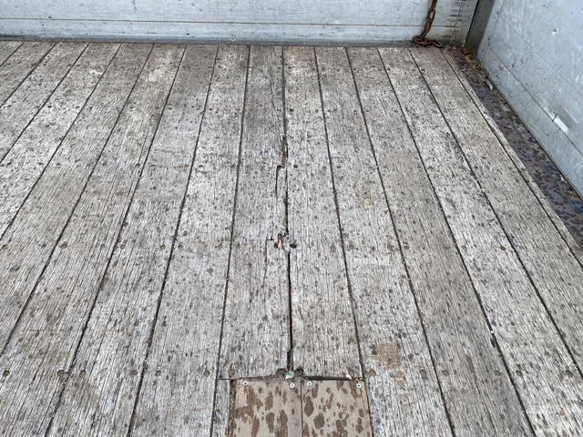 日野プロフィアアルミブロック大型（10t）[写真12]