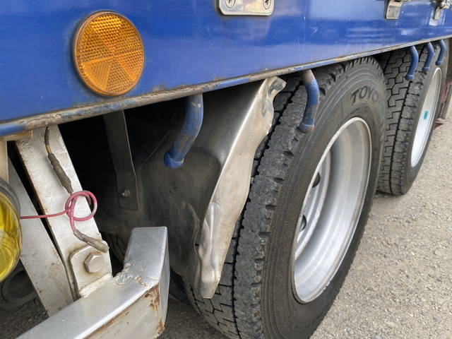 日野プロフィアアルミブロック大型（10t）[写真30]