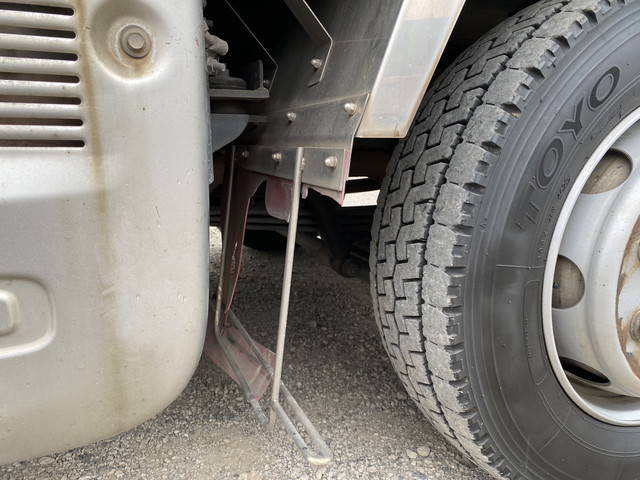 日野プロフィアアルミブロック大型（10t）[写真35]