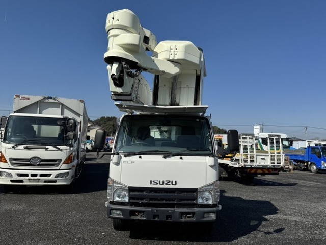 いすゞエルフ高所作業車小型（2t・3t）[写真13]