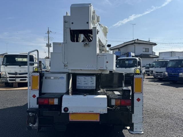 いすゞエルフ高所作業車小型（2t・3t）[写真07]