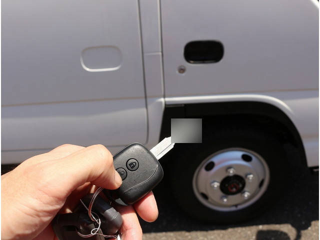 いすゞエルフダブルキャブ（Wキャブ）小型（2t・3t）[写真19]