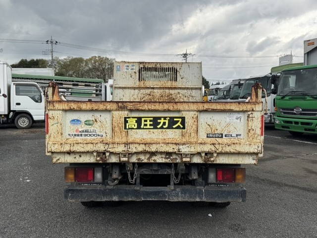 いすゞエルフダンプ小型（2t・3t）[写真12]