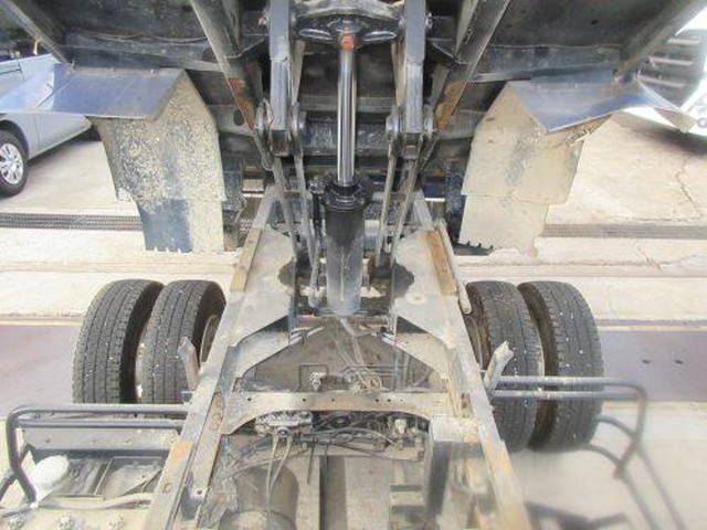 日産コンドルダンプ中型（4t）[写真14]