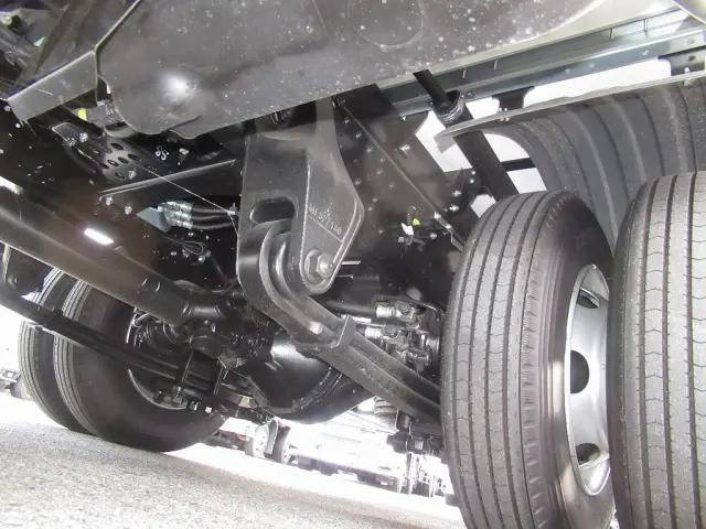 三菱ふそうファイターアルミウイング中型（4t）[写真19]