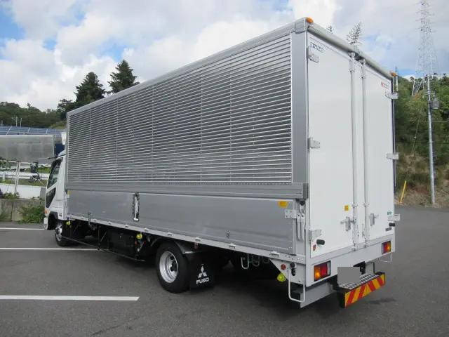 三菱ふそうファイターアルミウイング中型（4t）[写真02]