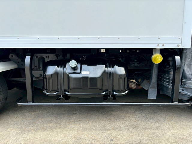 マツダタイタン冷凍車（冷蔵車）小型（2t・3t）[写真19]