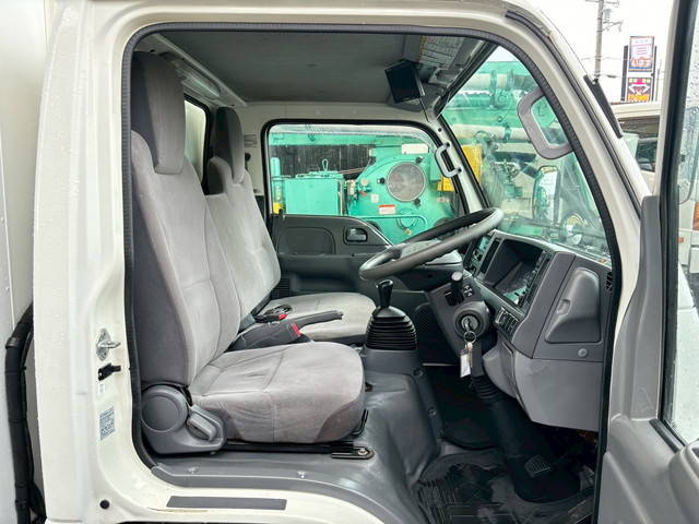 マツダタイタン冷凍車（冷蔵車）小型（2t・3t）[写真34]