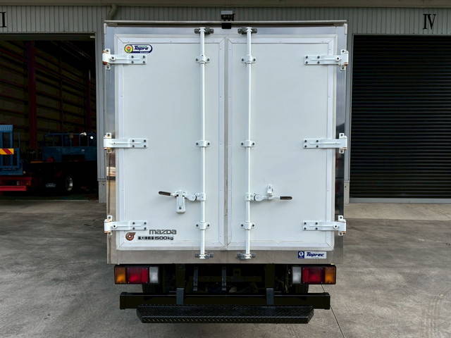 マツダタイタン冷凍車（冷蔵車）小型（2t・3t）[写真07]