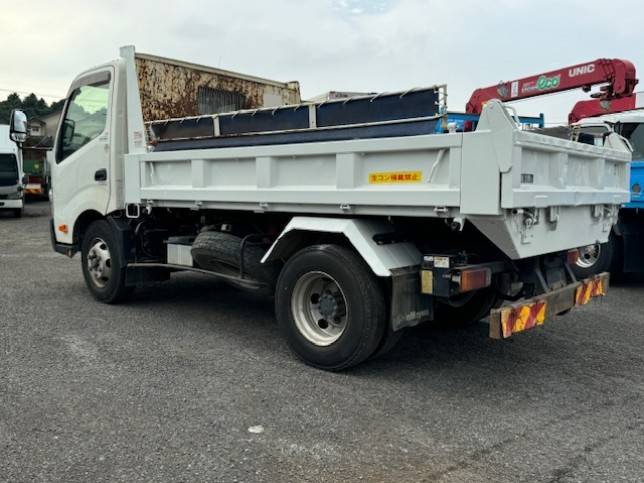 日野デュトロローダーダンプ小型（2t・3t）[写真04]