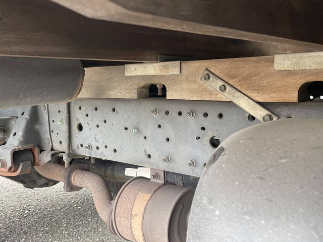 いすゞエルフアルミブロック小型（2t・3t）[写真21]