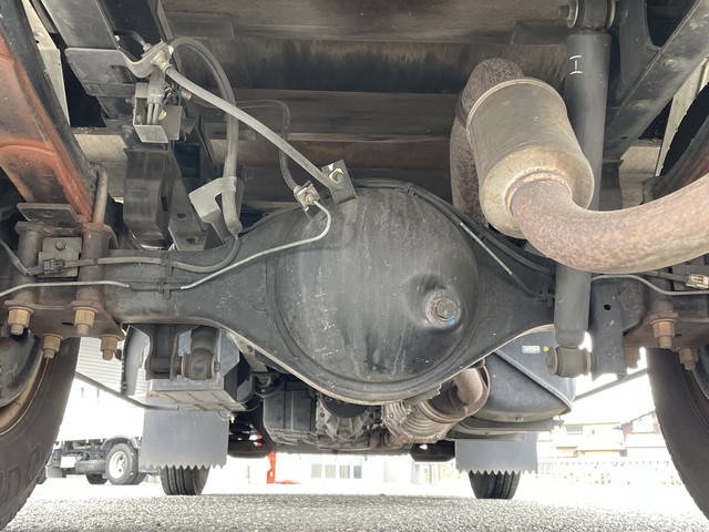 いすゞエルフアルミブロック小型（2t・3t）[写真23]