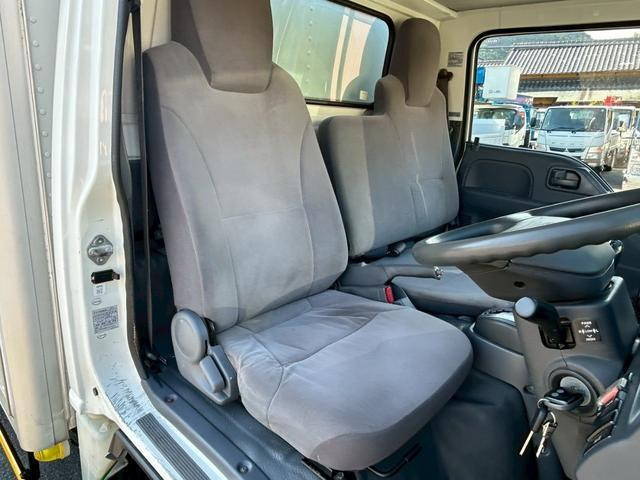 いすゞエルフパネルバン小型（2t・3t）[写真35]