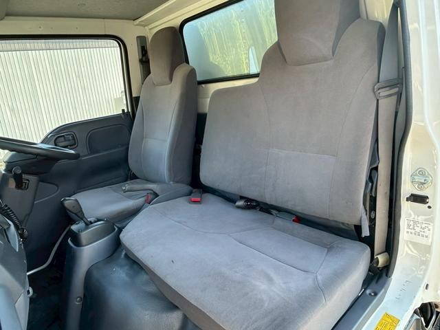 いすゞエルフパネルバン小型（2t・3t）[写真38]