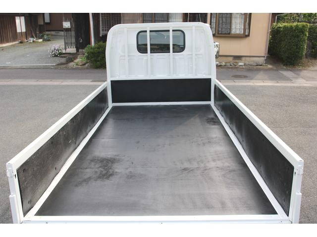 マツダタイタン平ボディ小型（2t・3t）[写真11]