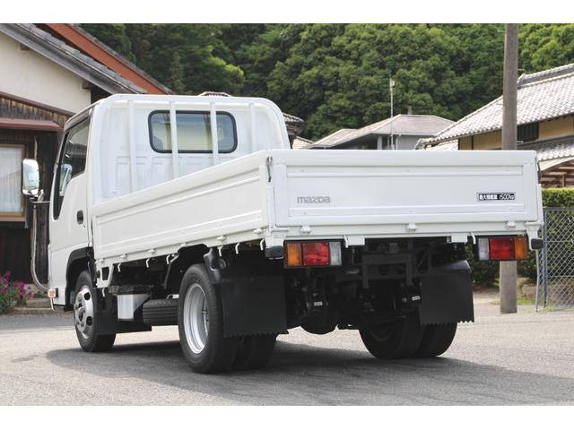 マツダタイタン平ボディ小型（2t・3t）[写真02]