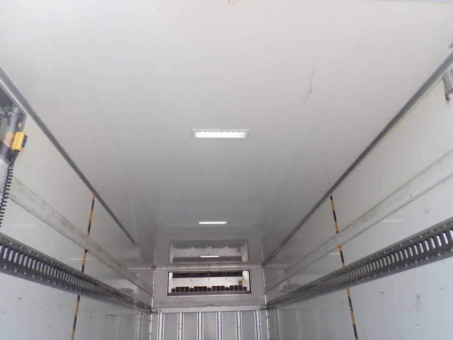 日野レンジャー冷凍車（冷蔵車）中型（4t）[写真18]