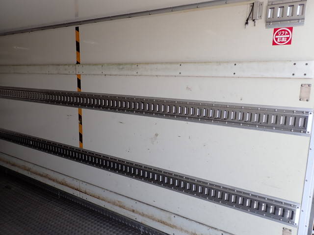 日野レンジャー冷凍車（冷蔵車）中型（4t）[写真21]