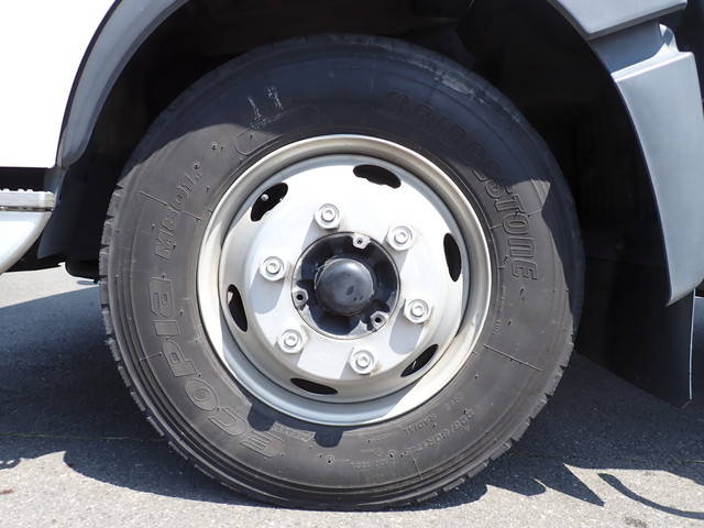 日野レンジャー冷凍車（冷蔵車）中型（4t）[写真26]