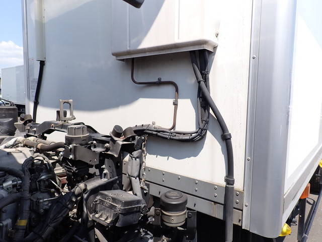 日野レンジャー冷凍車（冷蔵車）中型（4t）[写真28]