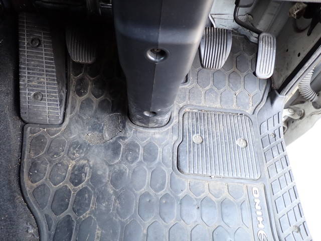 日野レンジャー冷凍車（冷蔵車）中型（4t）[写真37]