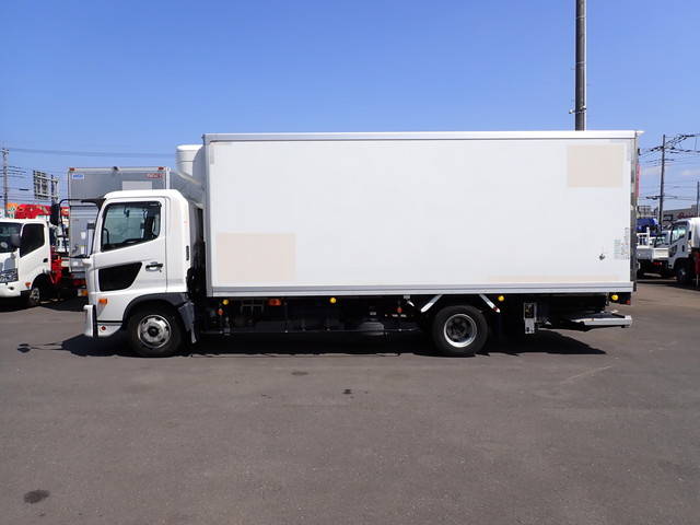 日野レンジャー冷凍車（冷蔵車）中型（4t）[写真06]