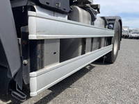 日野プロフィアトレーラーヘッド（トラクターヘッド）大型（10t）[写真15]