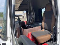 日野プロフィアトレーラーヘッド（トラクターヘッド）大型（10t）[写真30]