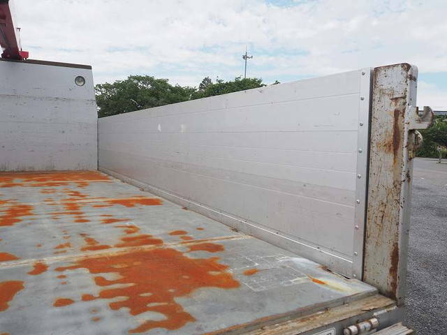 三菱ふそうキャンタークレーン4段小型（2t・3t）[写真17]