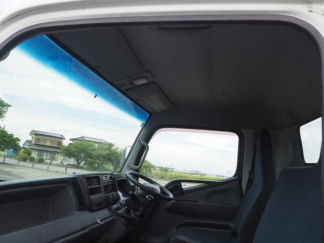 三菱ふそうキャンタークレーン4段小型（2t・3t）[写真34]