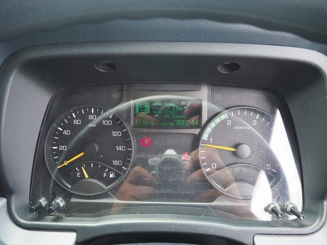 三菱ふそうキャンタークレーン4段小型（2t・3t）[写真39]