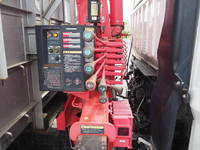 三菱ふそうキャンタークレーン4段小型（2t・3t）[写真10]