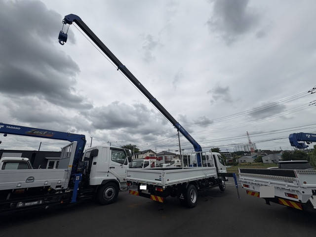 三菱ふそうキャンタークレーン4段小型（2t・3t）[写真05]