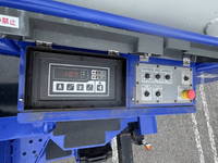 いすゞエルフ高所作業車小型（2t・3t）[写真14]