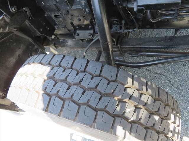 いすゞエルフ散水車小型（2t・3t）[写真13]