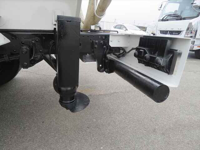 いすゞエルフ散水車小型（2t・3t）[写真18]