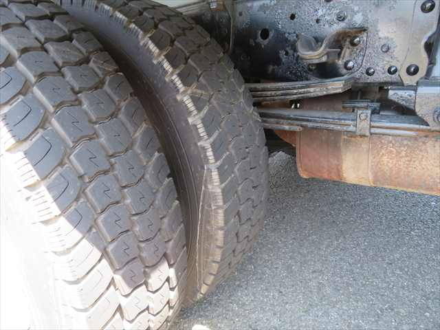 いすゞエルフ散水車小型（2t・3t）[写真21]