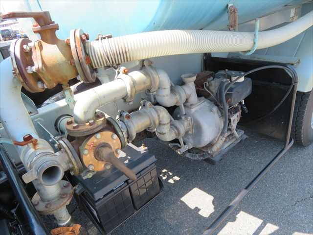 いすゞエルフ散水車小型（2t・3t）[写真24]