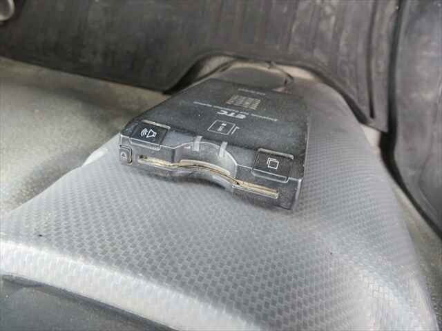 いすゞエルフ散水車小型（2t・3t）[写真28]