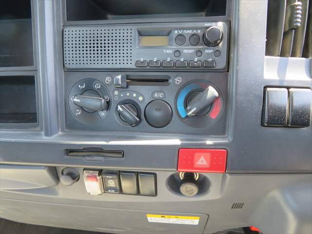 いすゞエルフ散水車小型（2t・3t）[写真30]