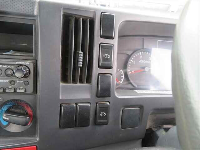 いすゞエルフ散水車小型（2t・3t）[写真30]