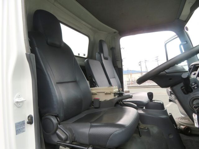 いすゞエルフ散水車小型（2t・3t）[写真38]