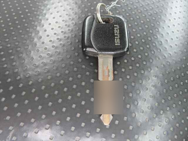 いすゞエルフ散水車小型（2t・3t）[写真39]