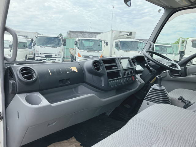 日野デュトロ平ボディ小型（2t・3t）[写真34]